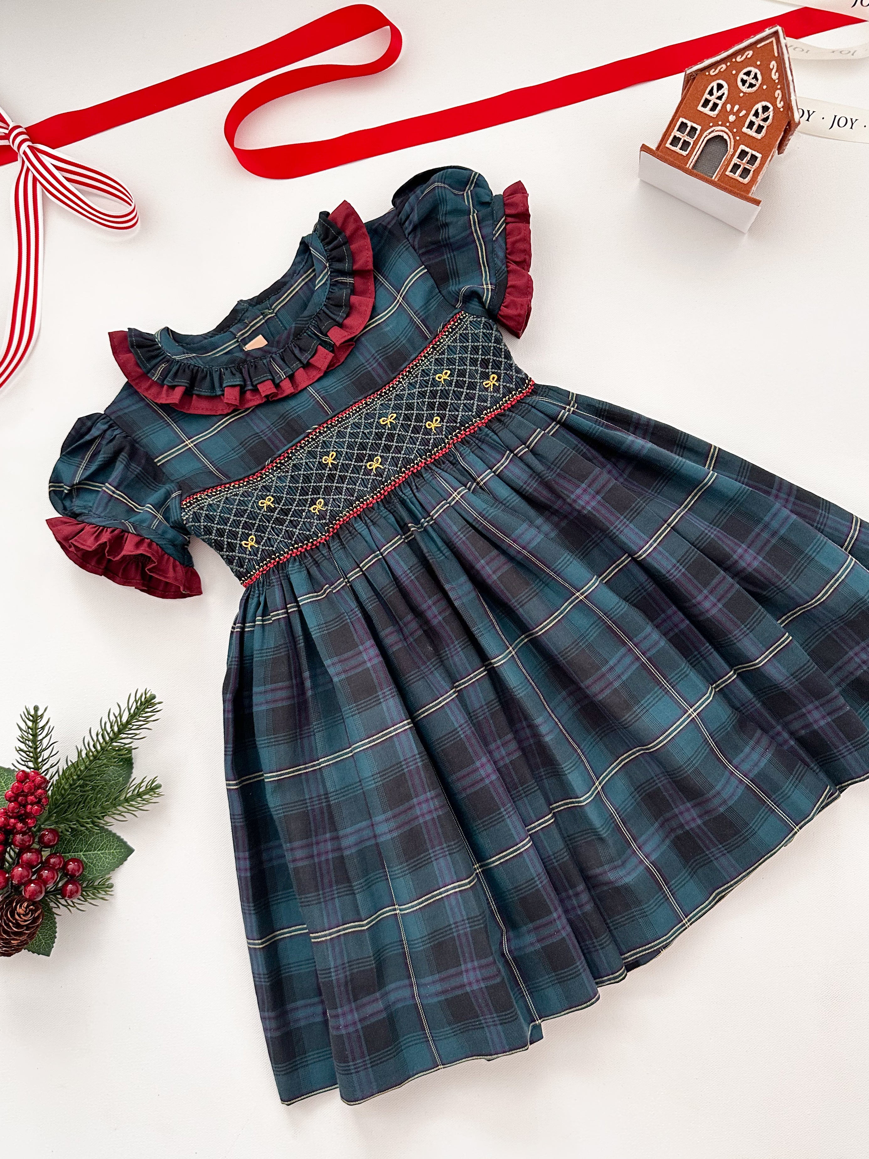 The hand smocked CAMILLE dress - Green (Holidays Edition)