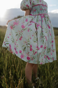 The hand smocked BELLA dress - Floral