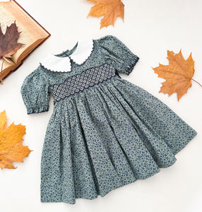 The hand smocked SCARLETT dress - Floral Blue