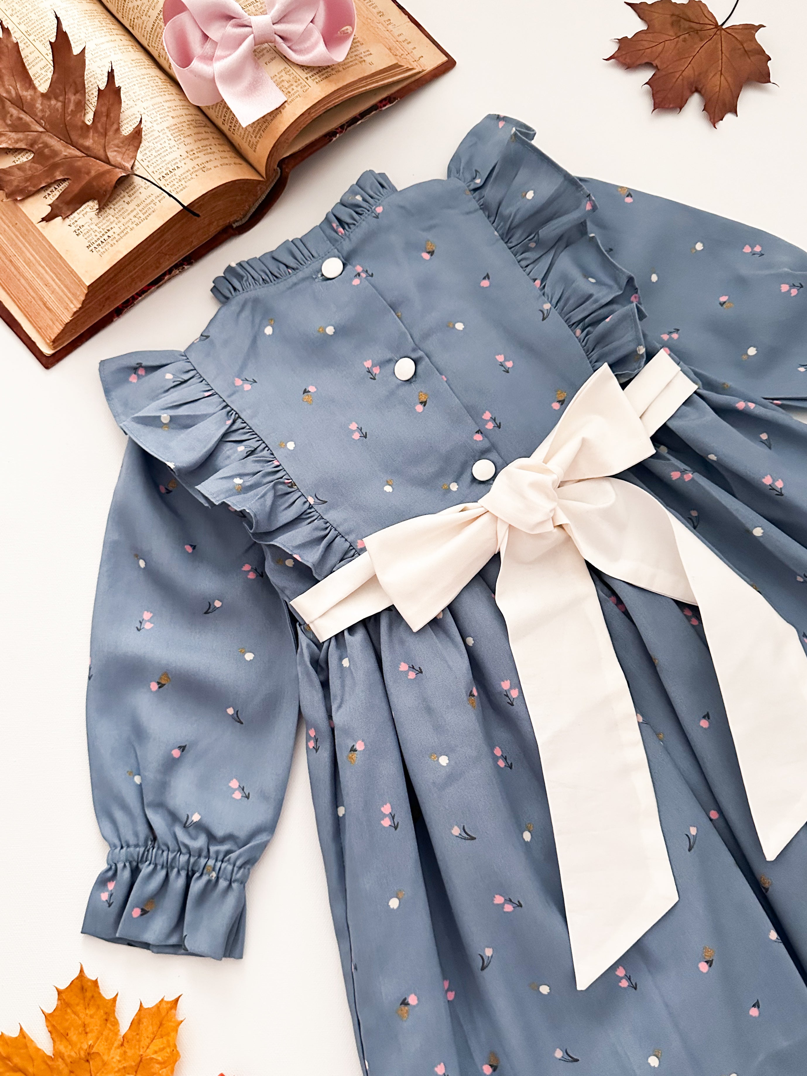 The hand smocked LIVIA dress - Blue floral