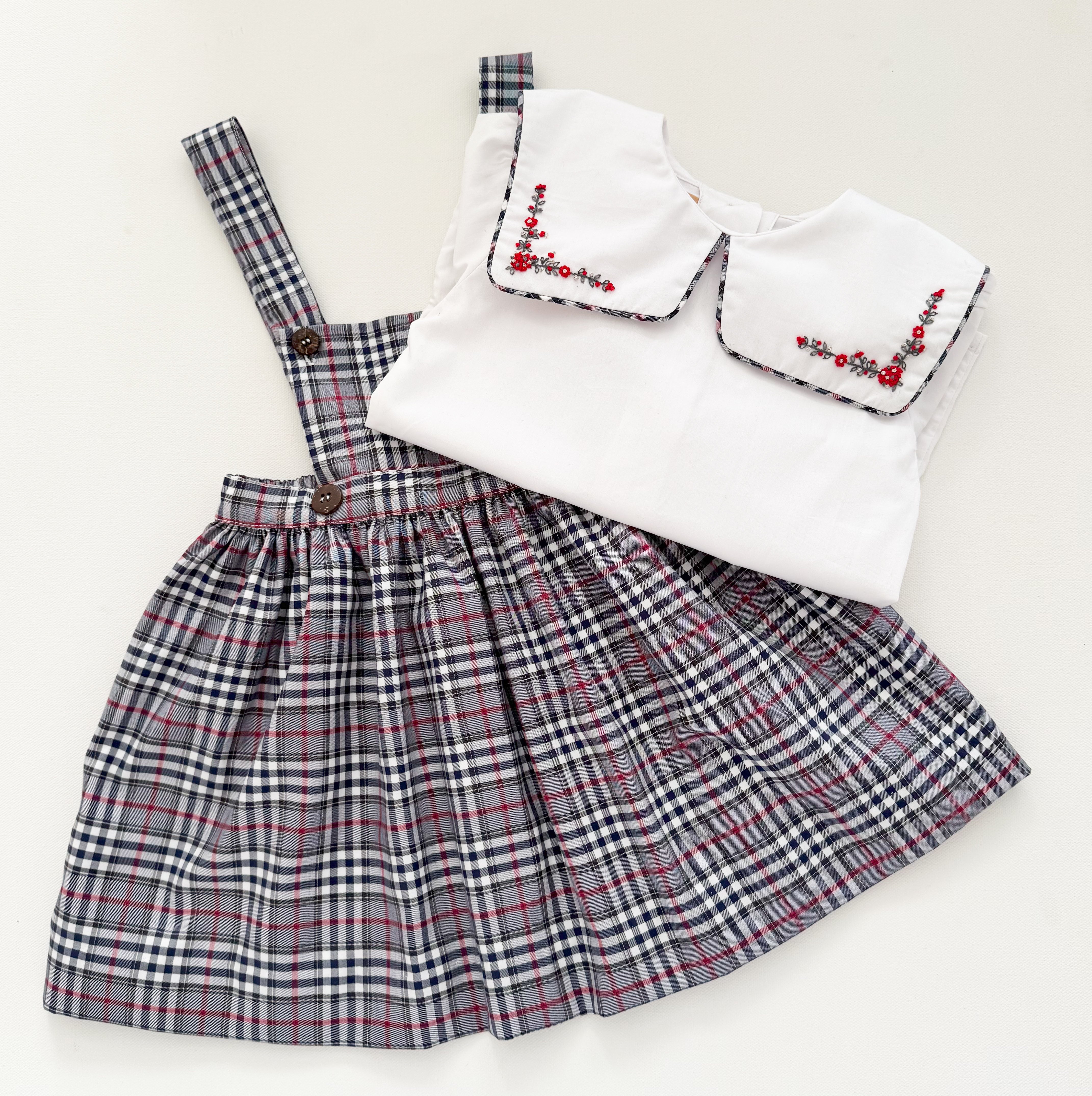 The hand smocked JUSTINE set - Plaid Grey/Red