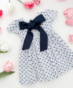 The hand smocked FLAVIE dress - White navy floral