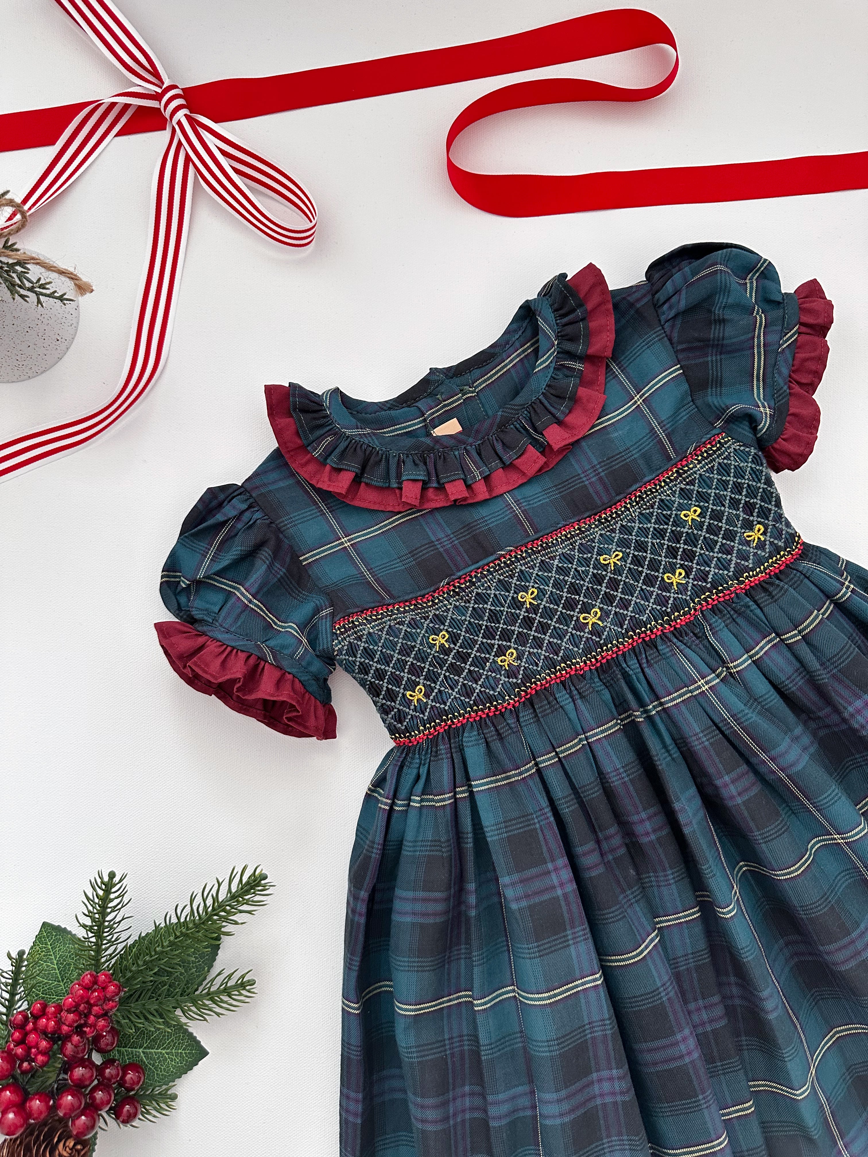 The hand smocked CAMILLE dress - Green (Holidays Edition)