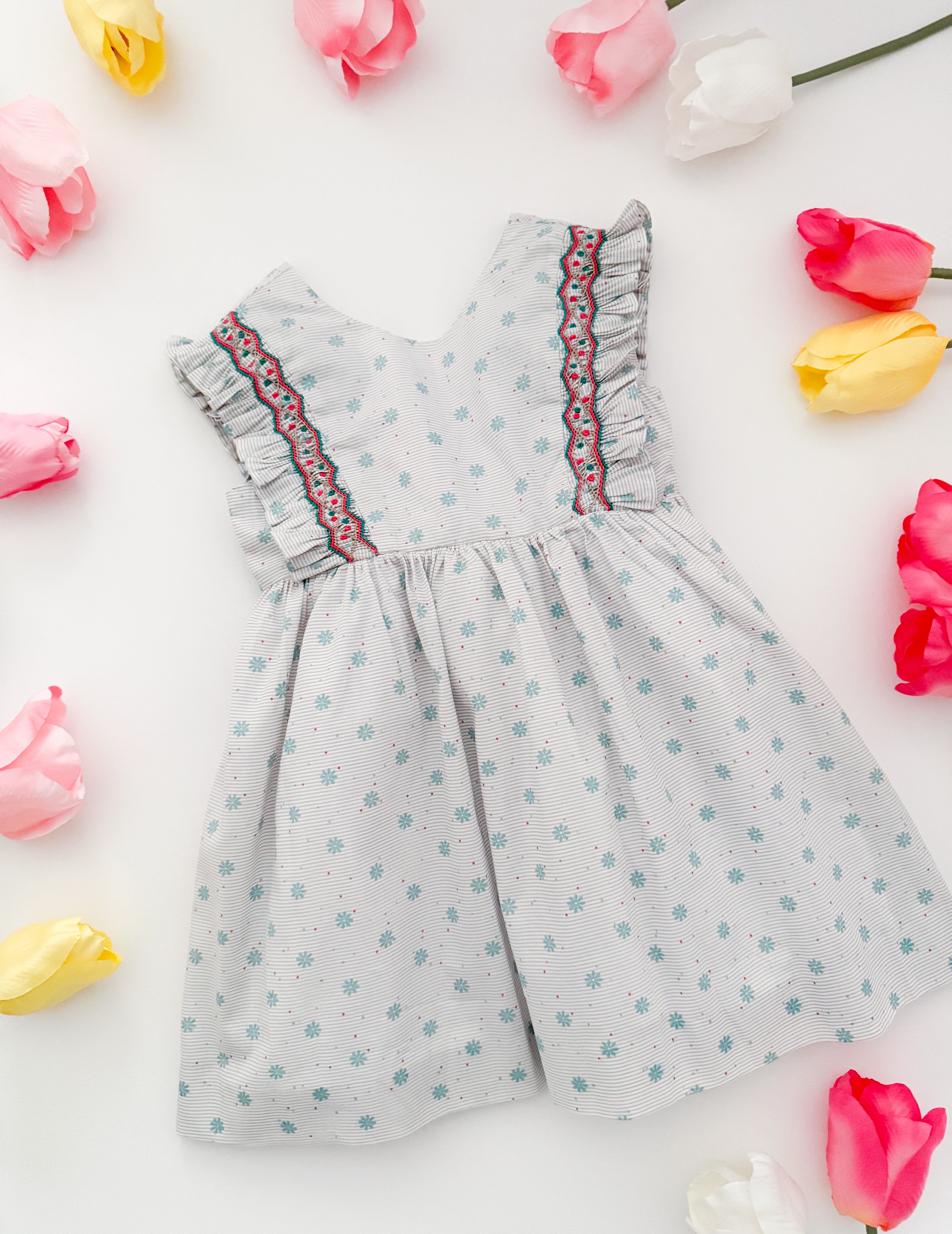 The hand smocked JULIETTE dress - floral mint