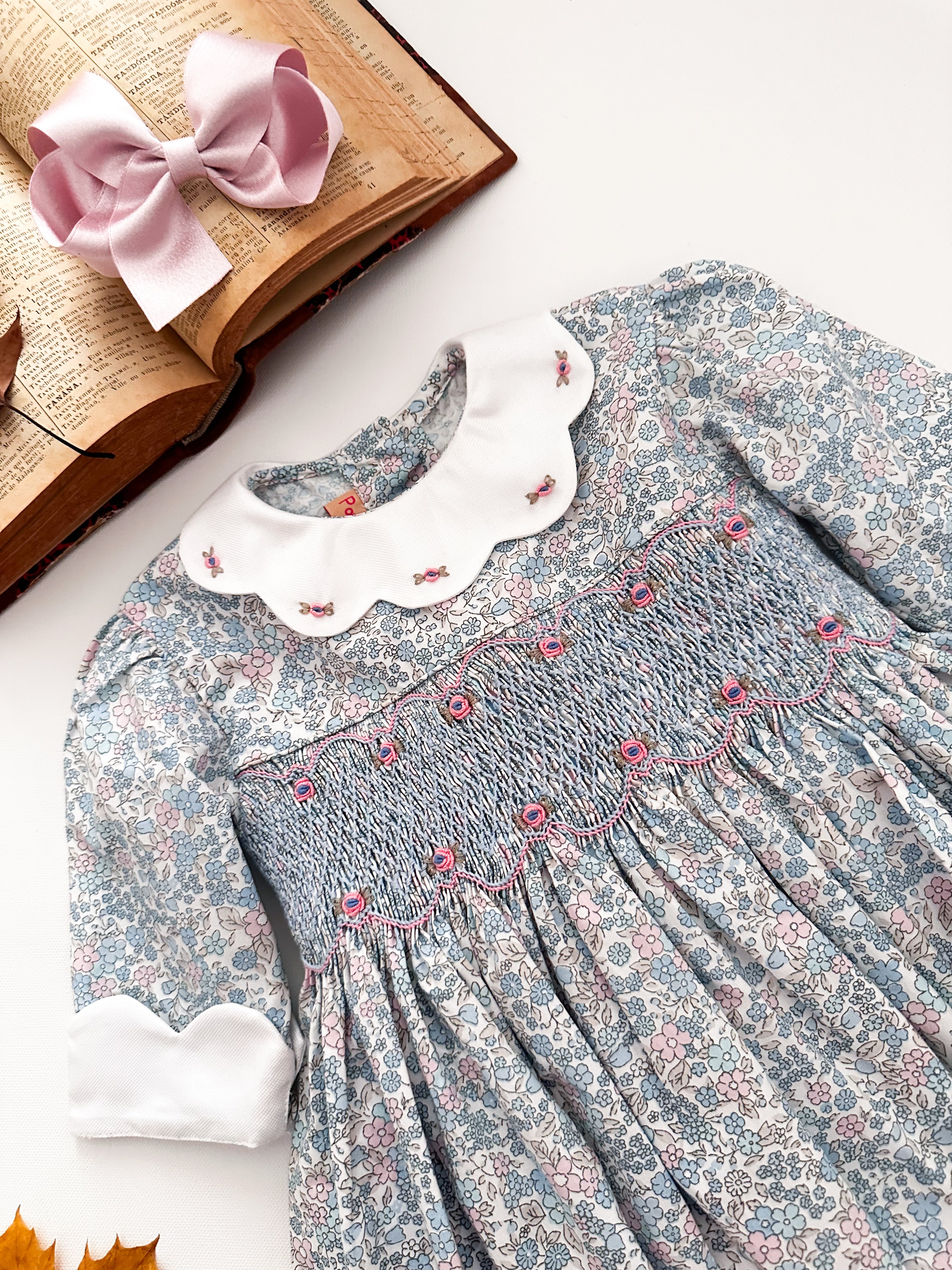 The hand smocked GRACE dress - Liberty blue