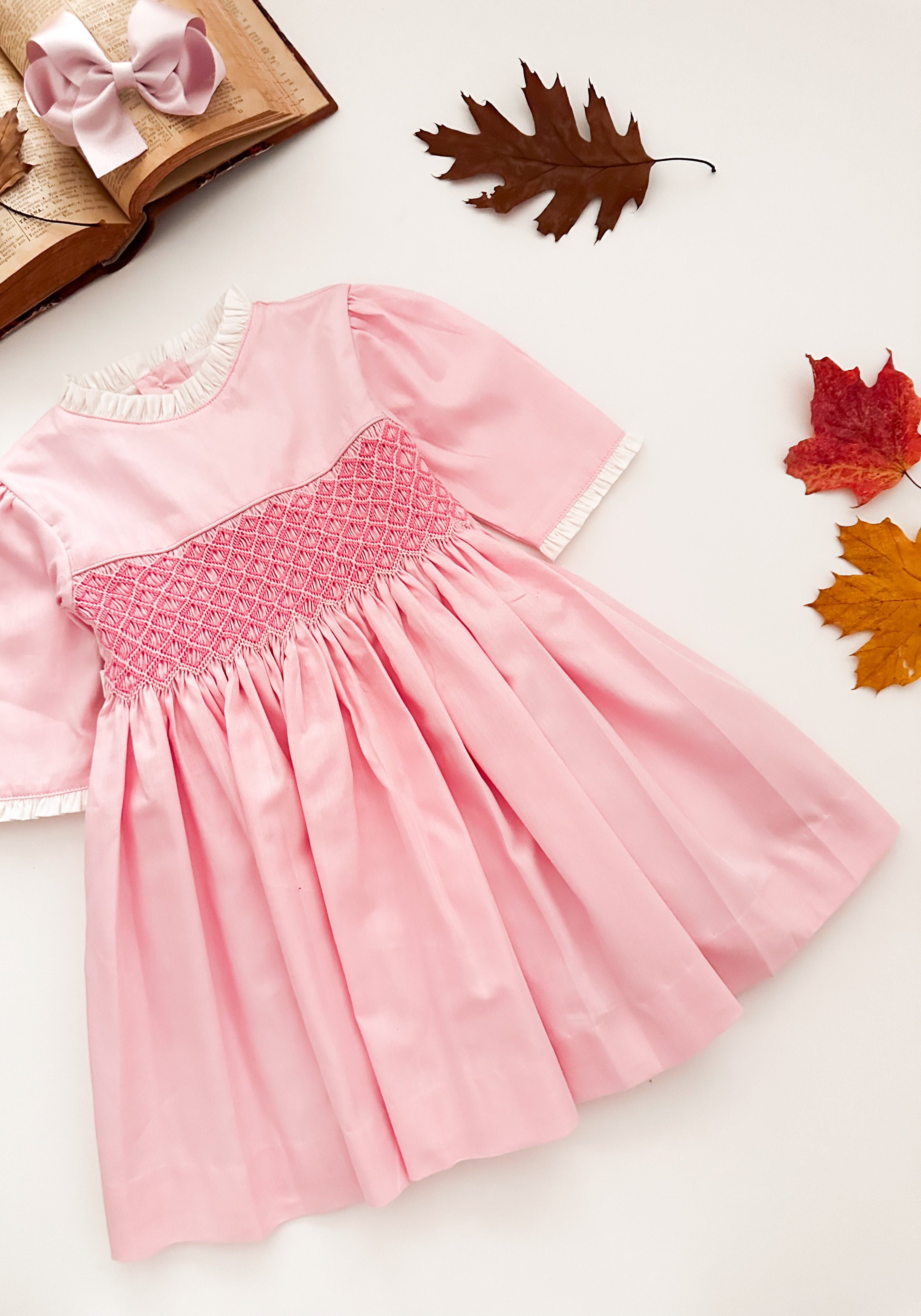 The hand smocked LUDIVINE dress - Pink