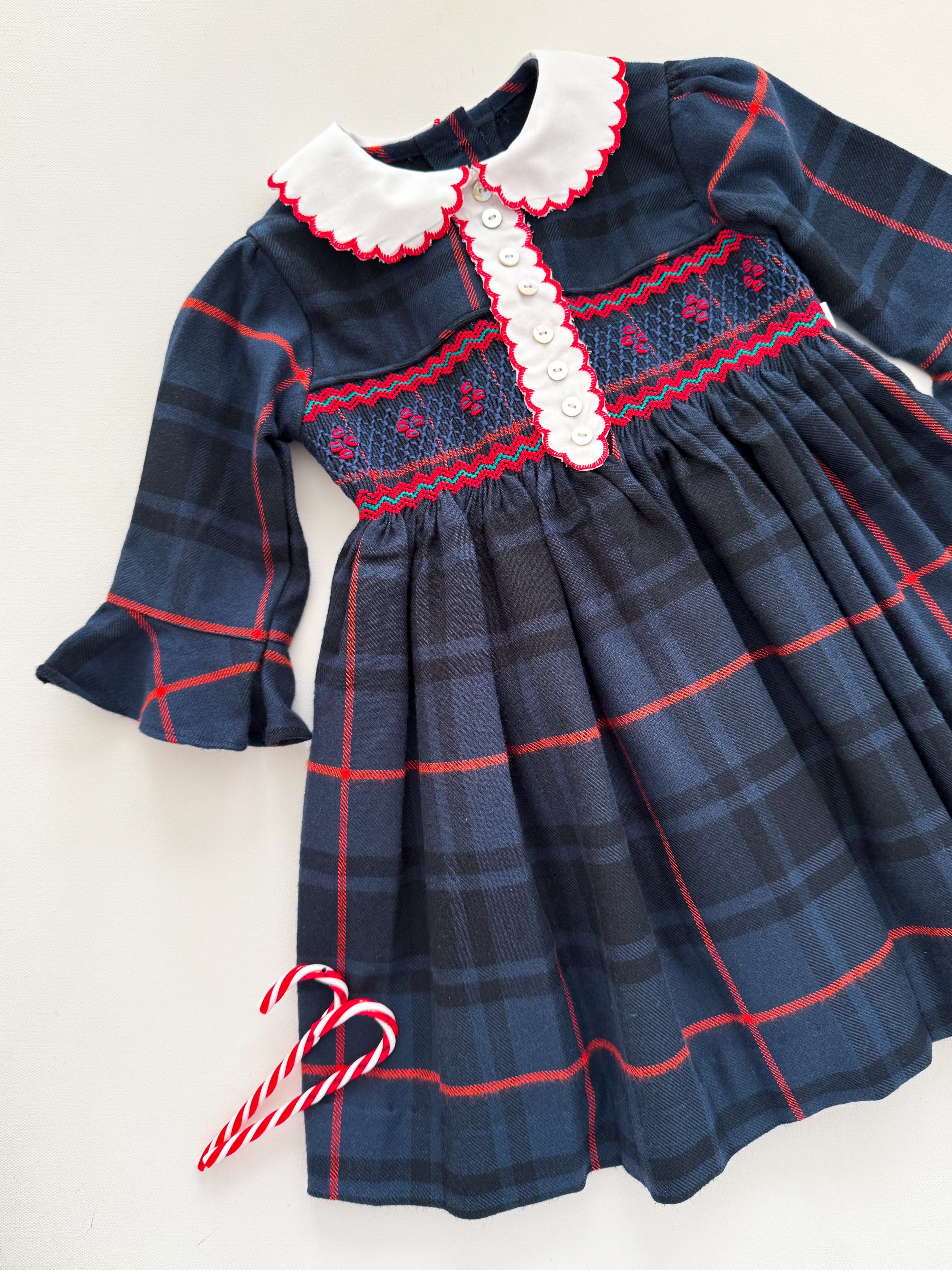 The hand smocked FLORENCE dress - Plaid Navy