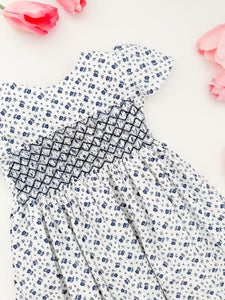 The hand smocked FLAVIE dress - White navy floral