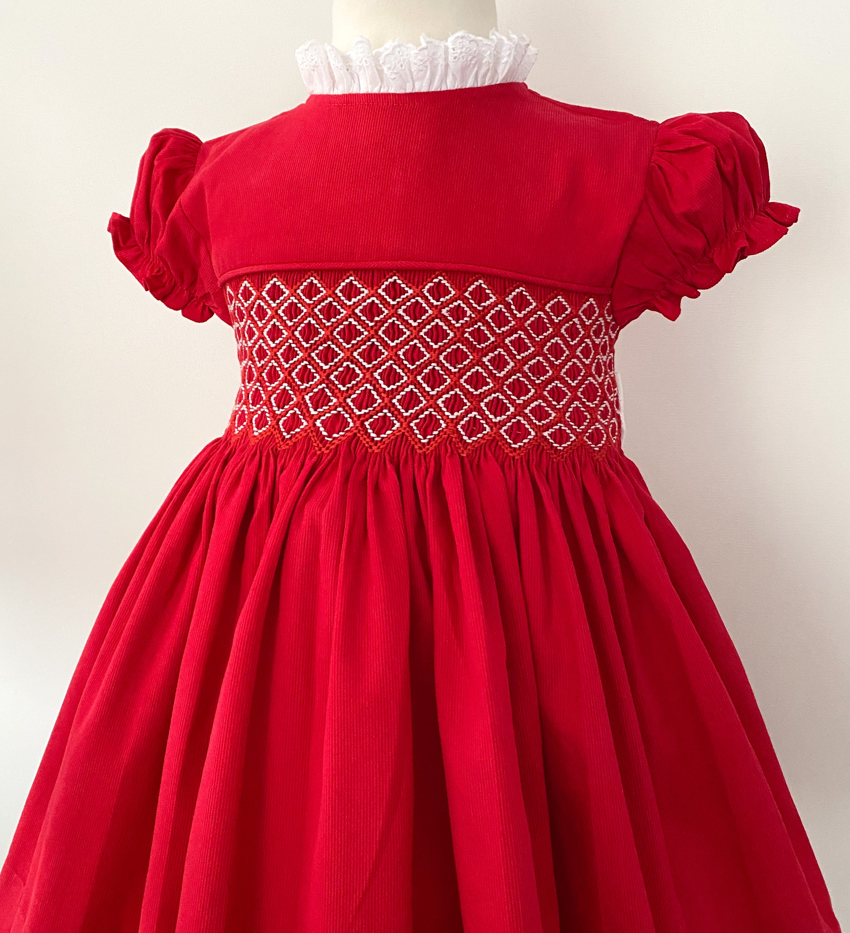 ** SECONDS SALE ** The hand smocked LUDIVINE dress - Red