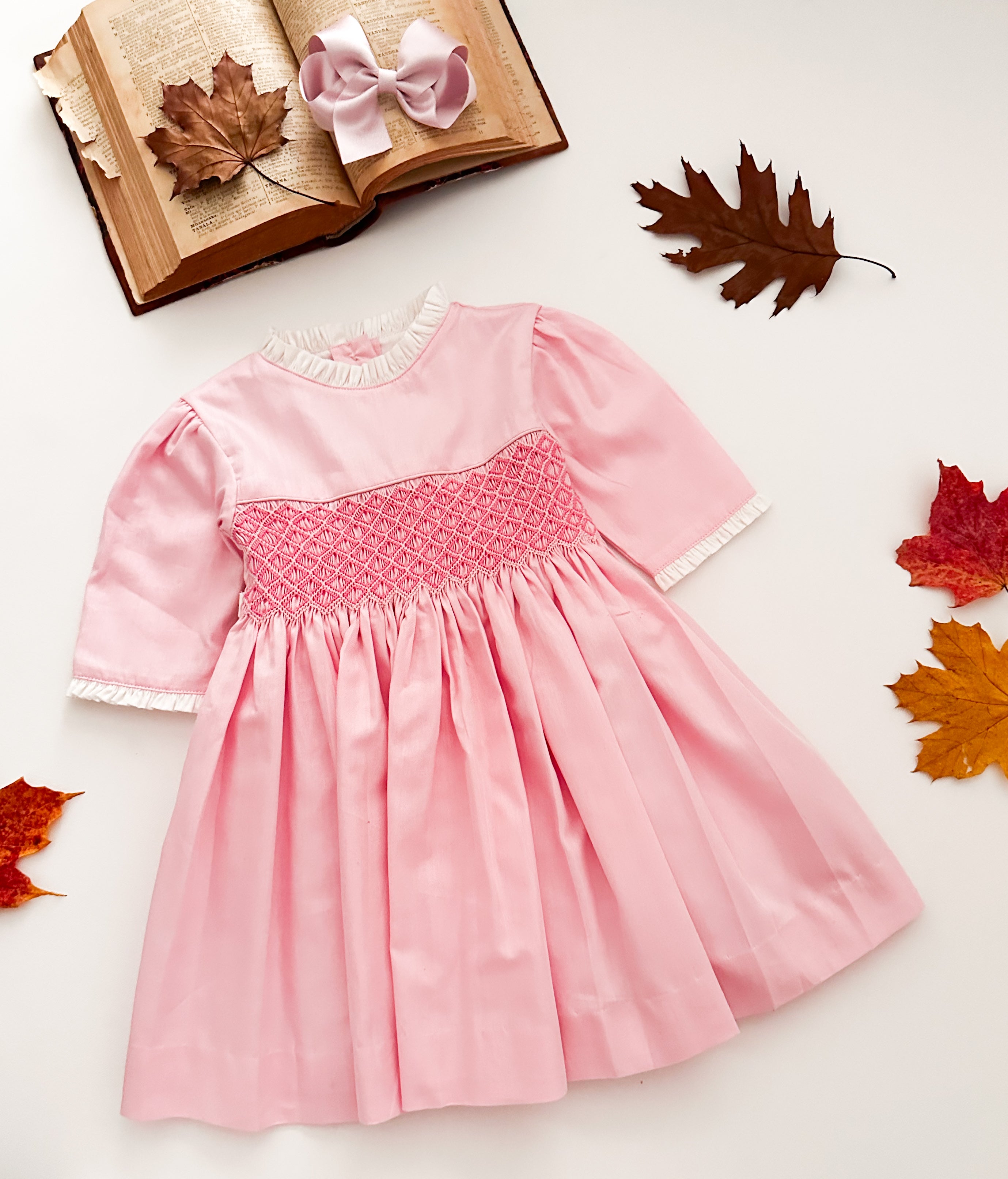 The hand smocked LUDIVINE dress - Pink