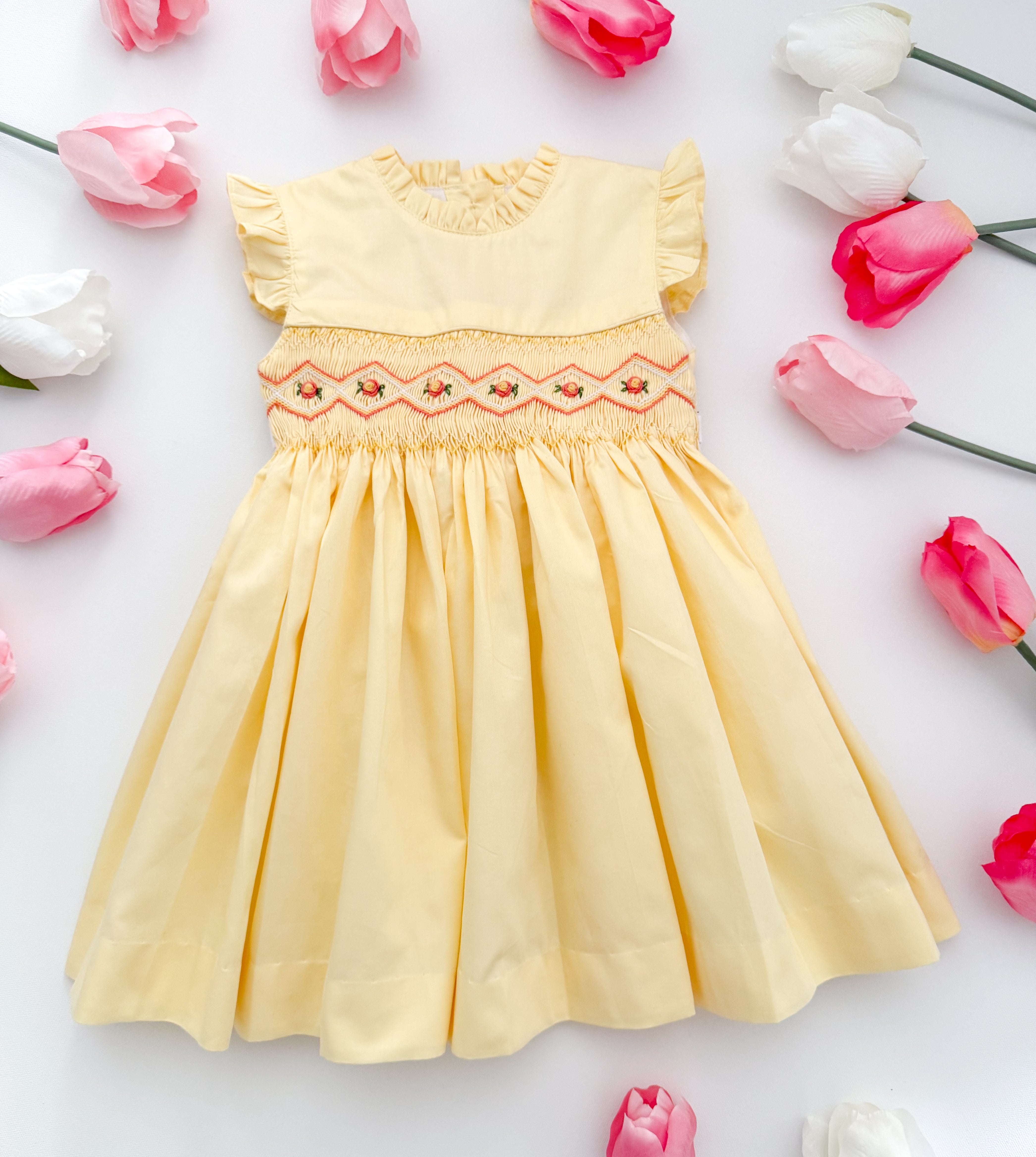 The hand smocked IRIS dress - Yellow