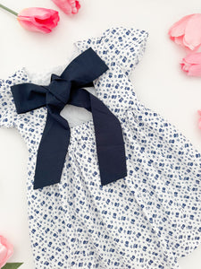 The hand smocked FLAVIE dress - White navy floral