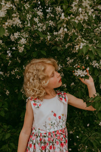The hand embroidered ALMA dress - Floral fuschia