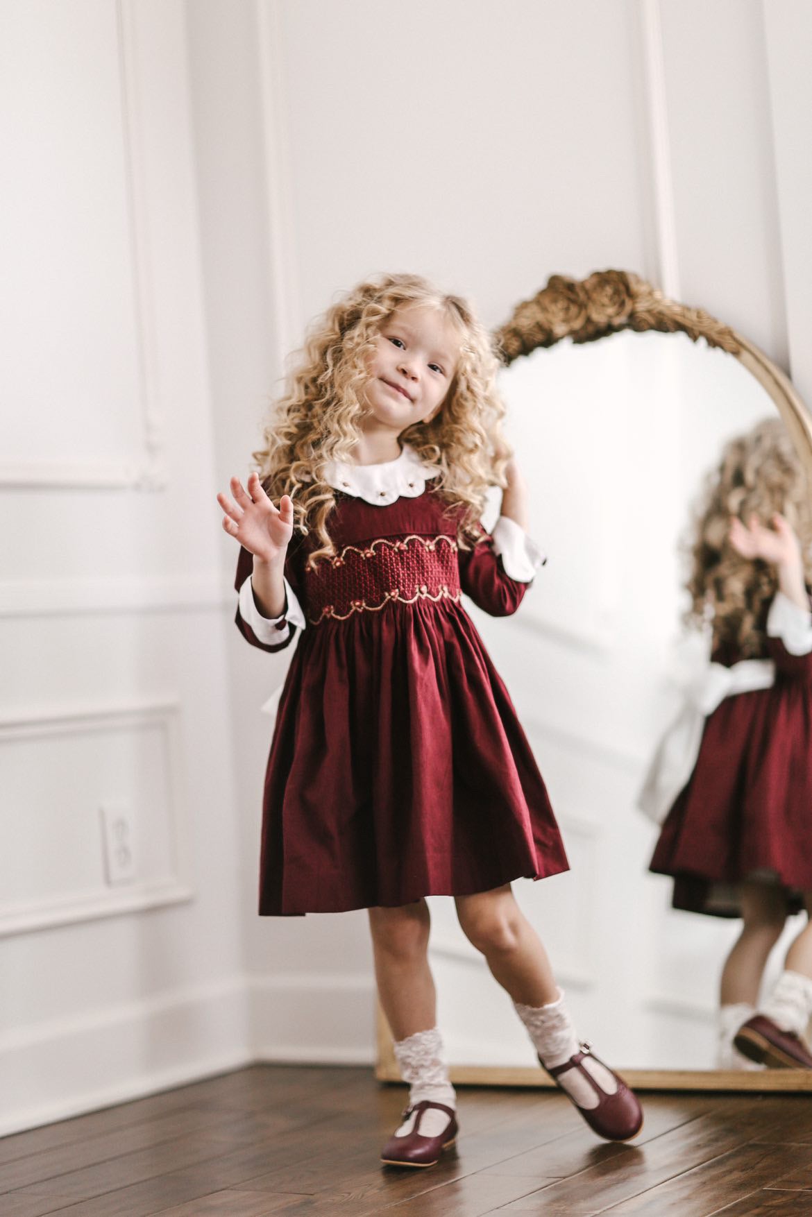 *SOLD OUT* The hand smocked GRACE dress - Piqué Burgundy