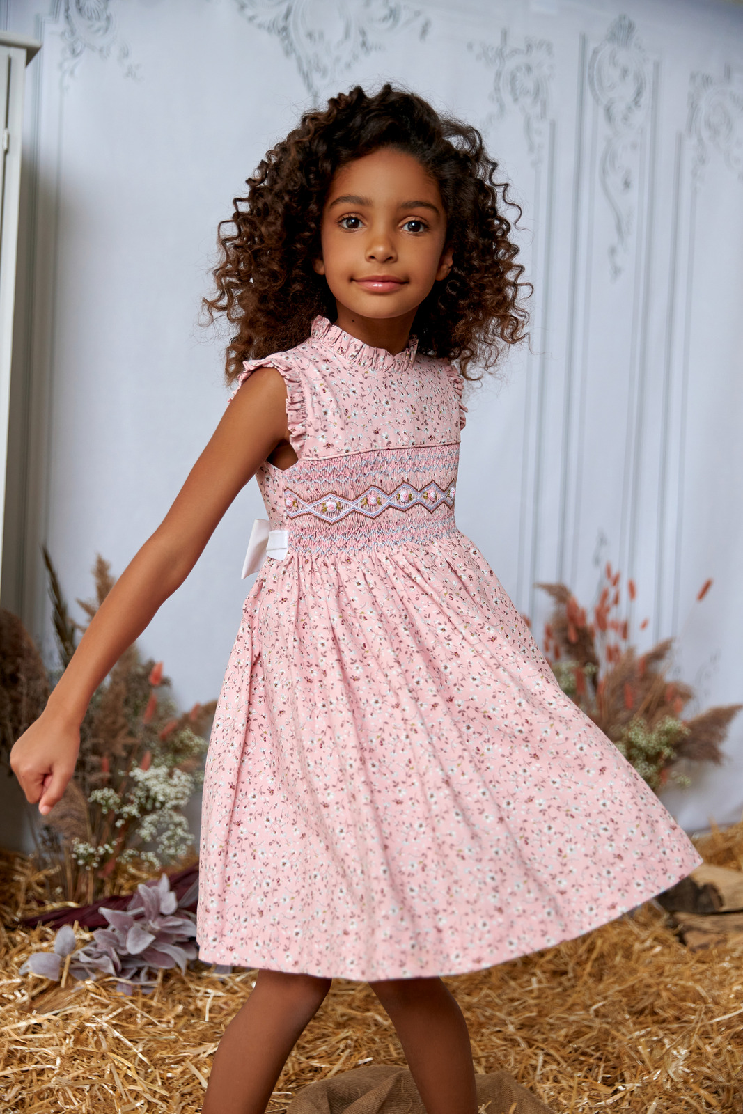 ** SOLD OUT ** The hand smocked IRIS dress - Pink Floral